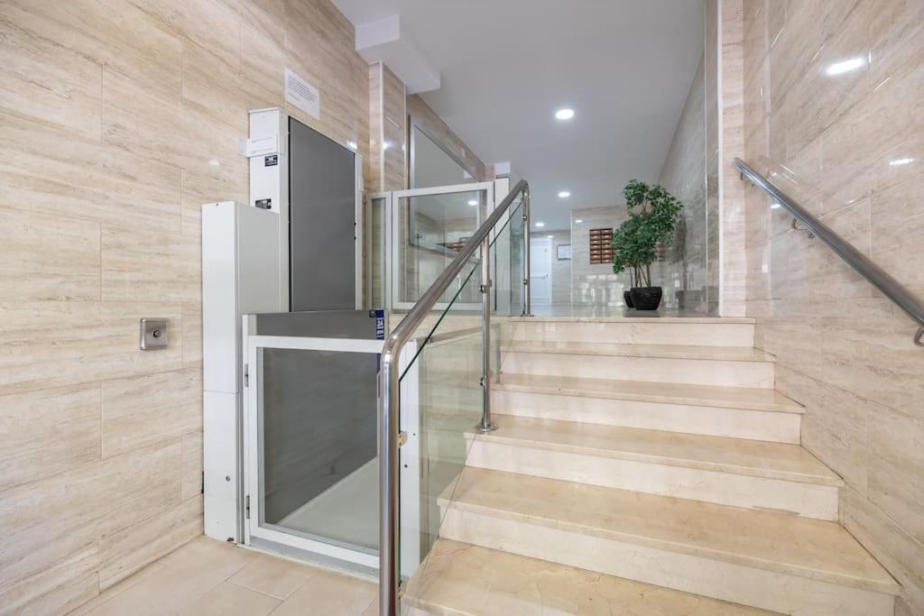 Encantador Apartamento Cerca Del Mar Málaga Eksteriør billede
