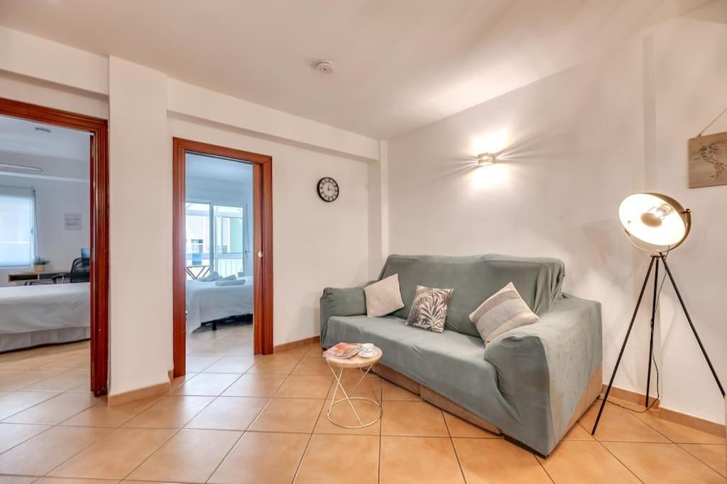 Encantador Apartamento Cerca Del Mar Málaga Eksteriør billede