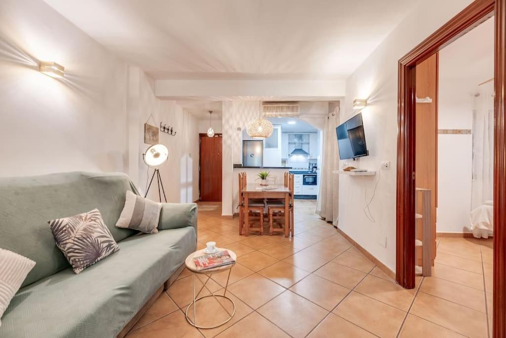 Encantador Apartamento Cerca Del Mar Málaga Eksteriør billede
